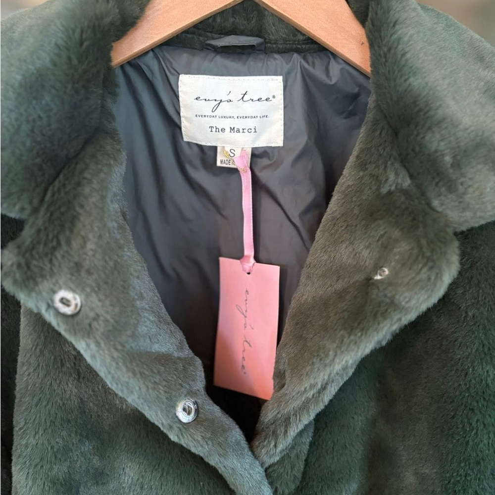 NWT Evy’s Tree The Marci Women's Forest Green Faux Fur Coat